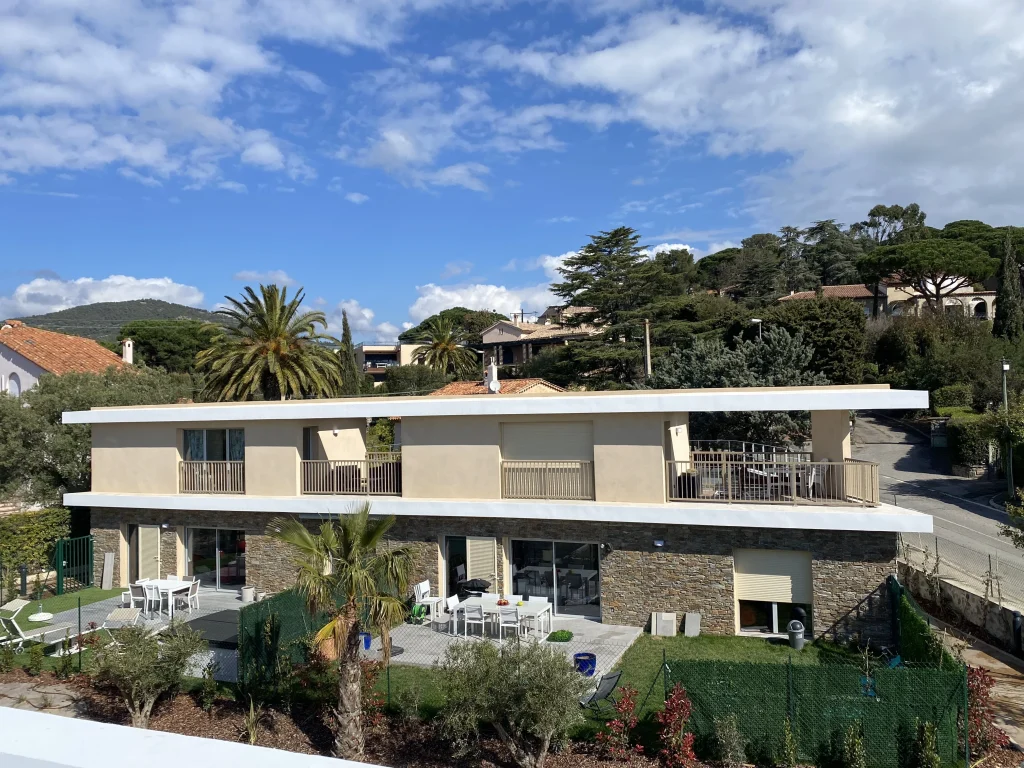 12 Logements