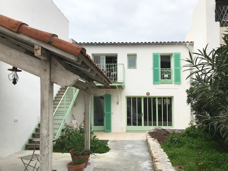 Maison P